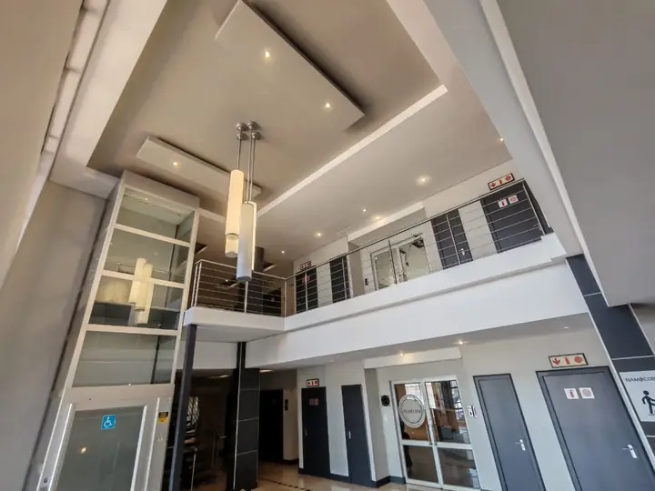 Atrium lobby and upper gallery at Corporate Park 66